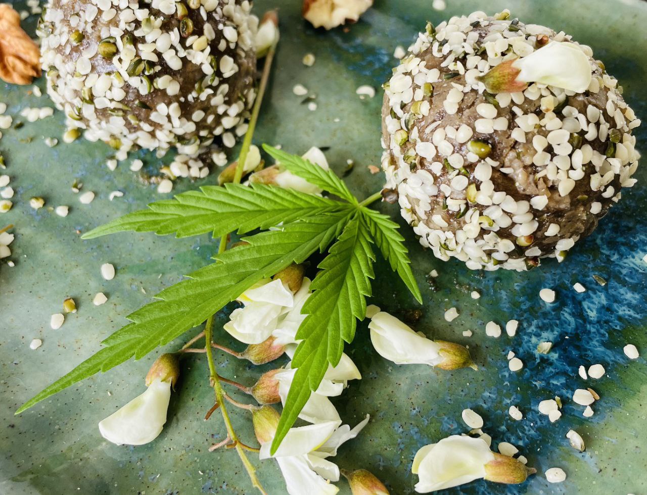 Подсолнечная халва с пастой из конопли и арахисовой пастой: Две халвы и притча